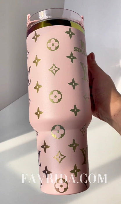 Designer Holographic 40 OZ Insulated Car Cup 🩷