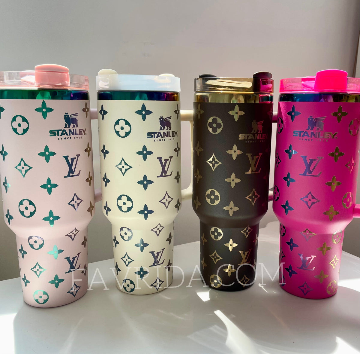 Designer Holographic 40 OZ Insulated Car Cup ❤️