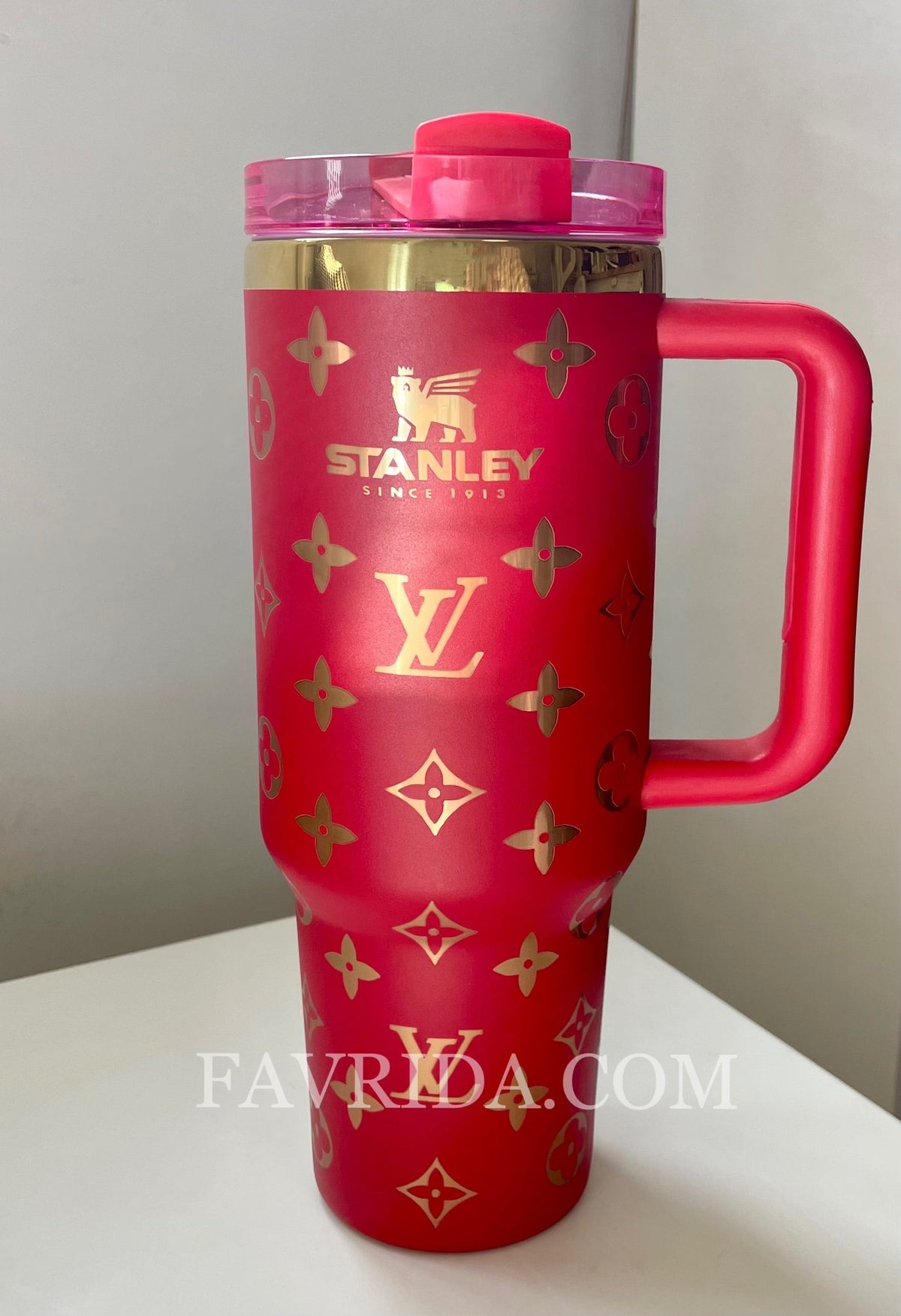 Designer Holographic 40 OZ Insulated Car Cup ❤️