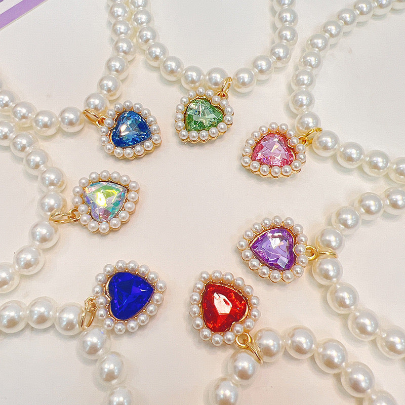 Pearl Collar with Heart Diamond