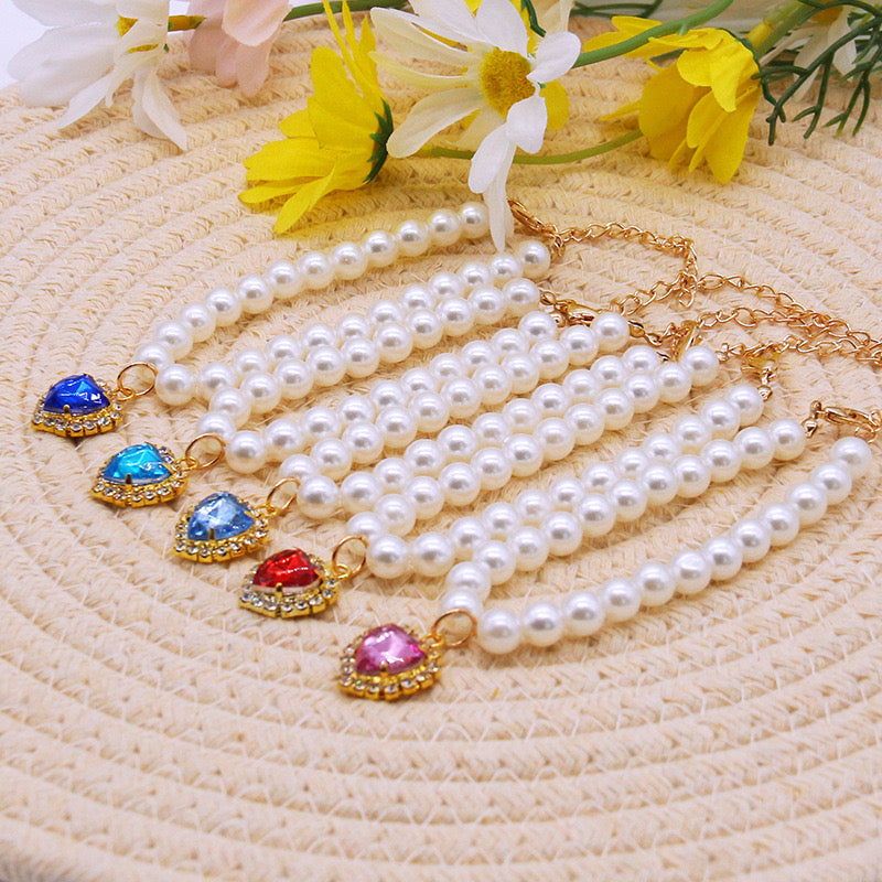 Pearl Collar with Heart Diamond
