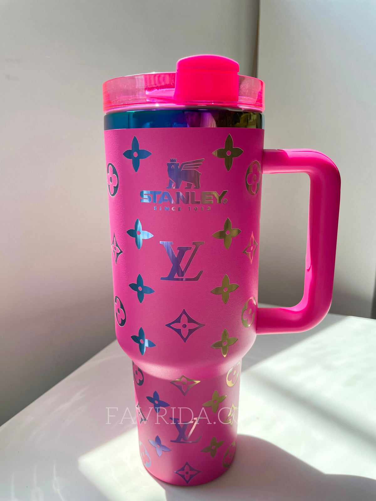 Designer Holographic 40 OZ Insulated Car Cup ❤️