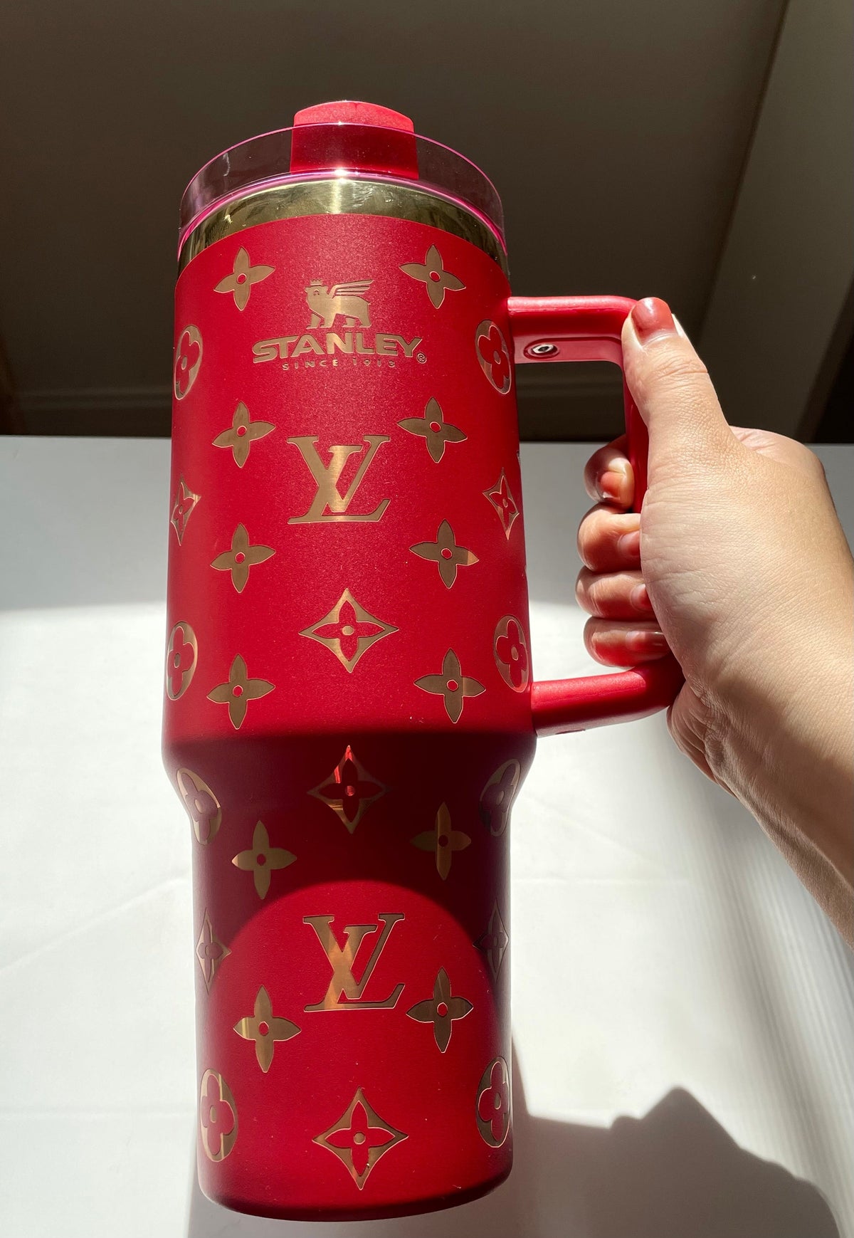 Designer Holographic 40 OZ Insulated Car Cup ❤️